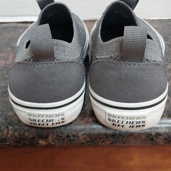 Sketchers Slipons...Size 13...Almost New - Picture 2 of 7